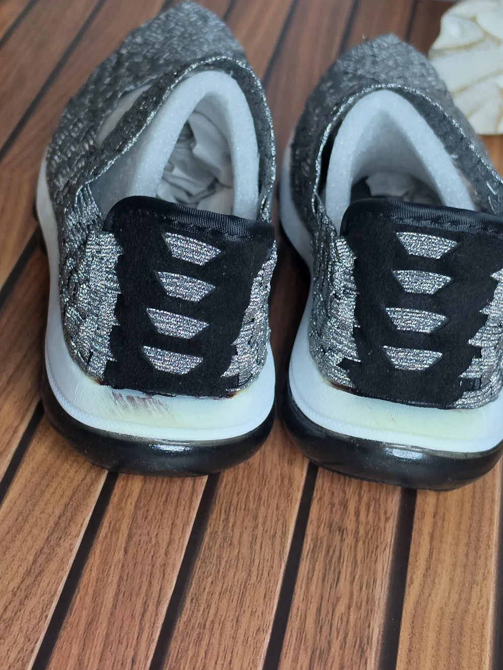 bernie mev. flexible woven